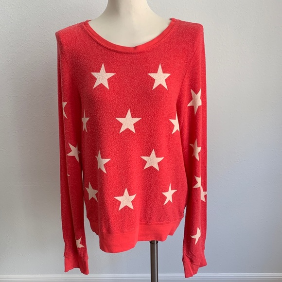 Wildfox Tops - Wildfox sweatshirt size M